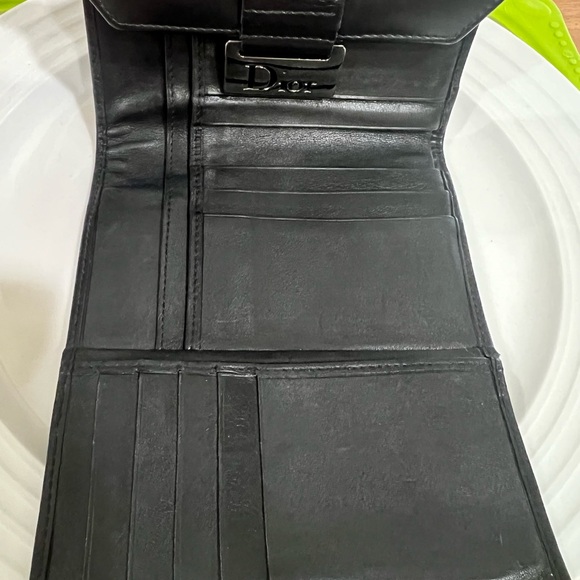 Dior Street Chic black leather wallet with COA. - Picture 3 of 12